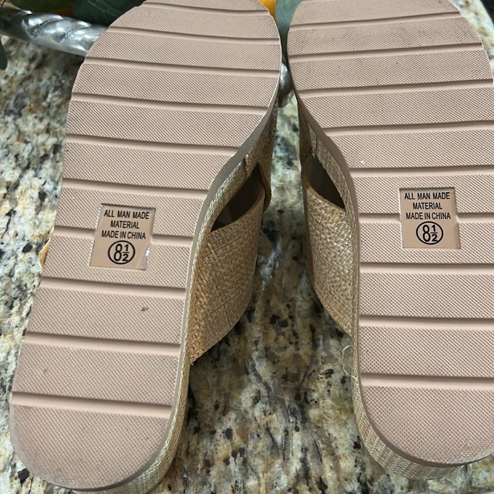 🌞 Wedges 🌞 - Picture 4 of 4